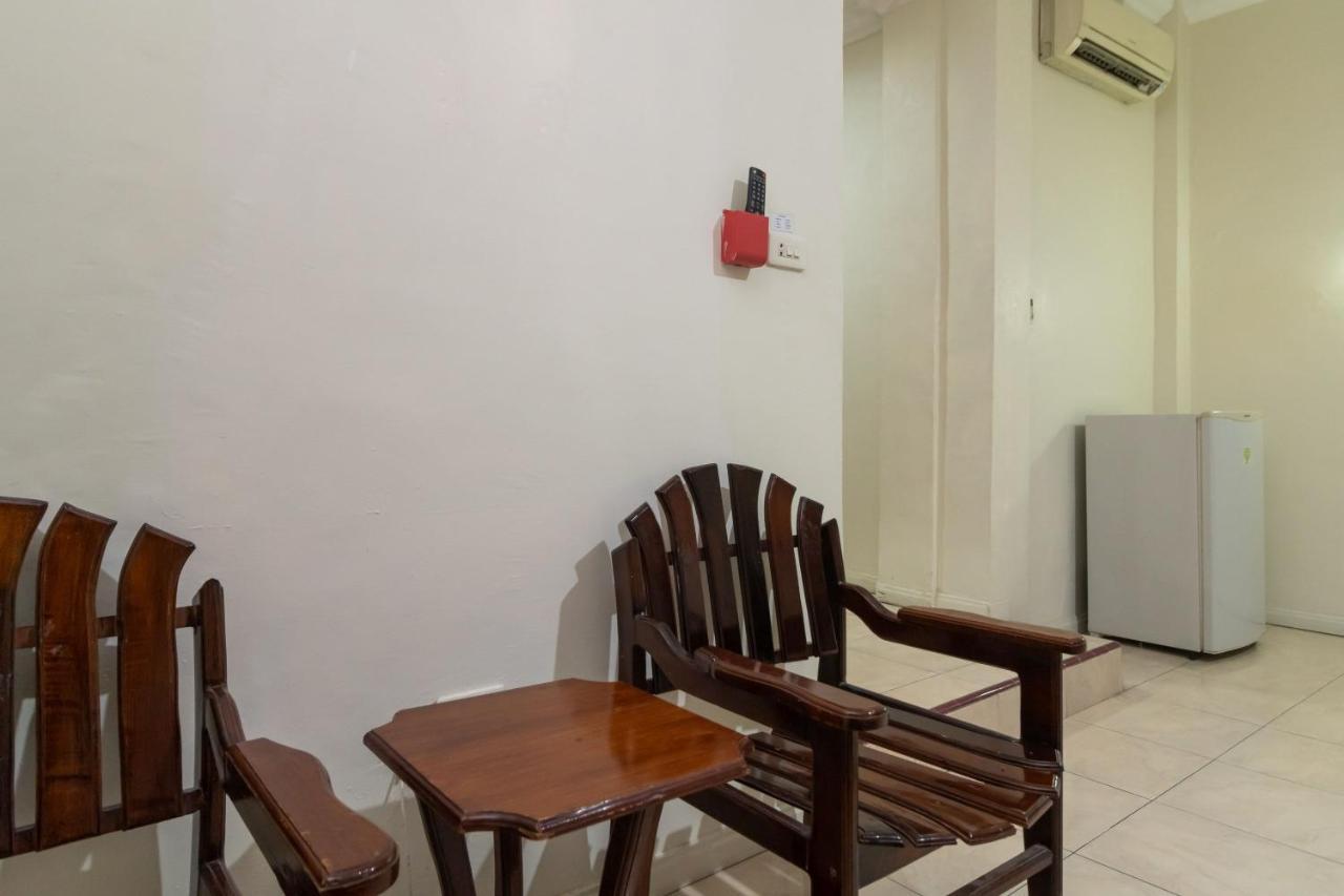 Reddoorz @ Pematangsiantar Otel Dış mekan fotoğraf