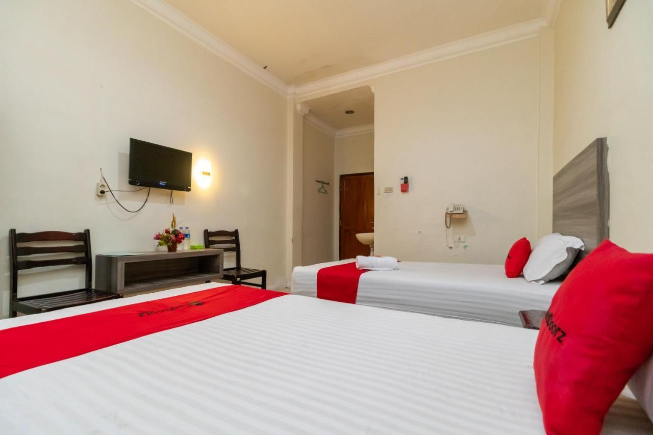 Reddoorz @ Pematangsiantar Otel Dış mekan fotoğraf