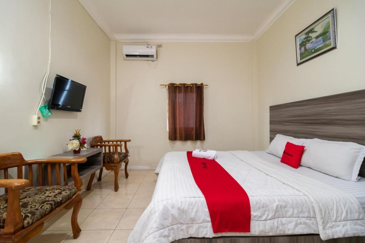 Reddoorz @ Pematangsiantar Otel Dış mekan fotoğraf