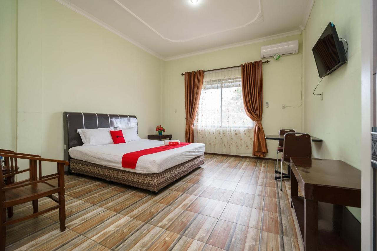 Reddoorz @ Pematangsiantar Otel Dış mekan fotoğraf